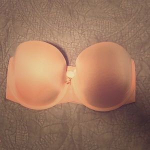 Victoria’s Secret strapless pink bra size 34DDD